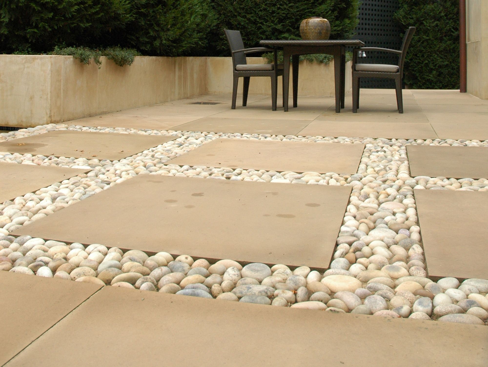 pebble paving