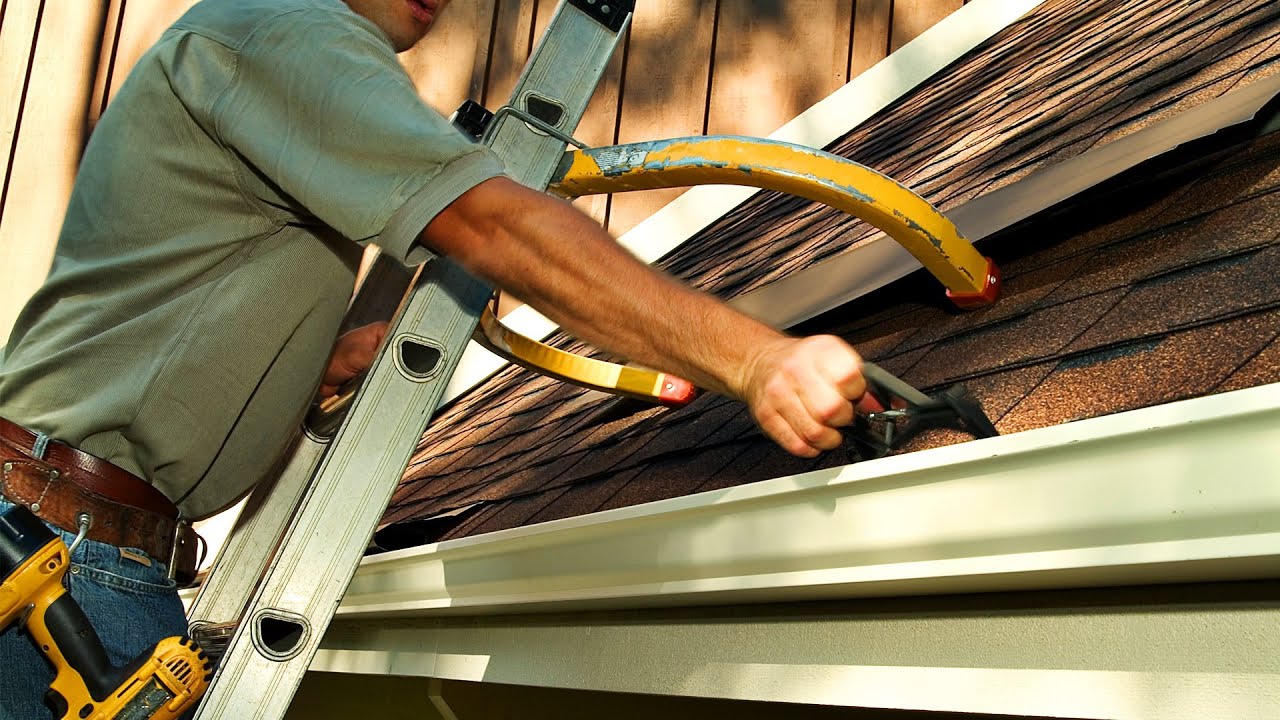 Roof gutters repairs Oakleigh